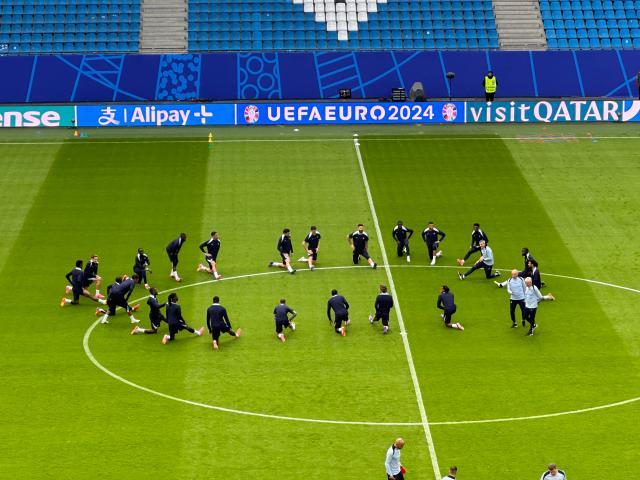 1720155902896061629.jpg 2.jpg